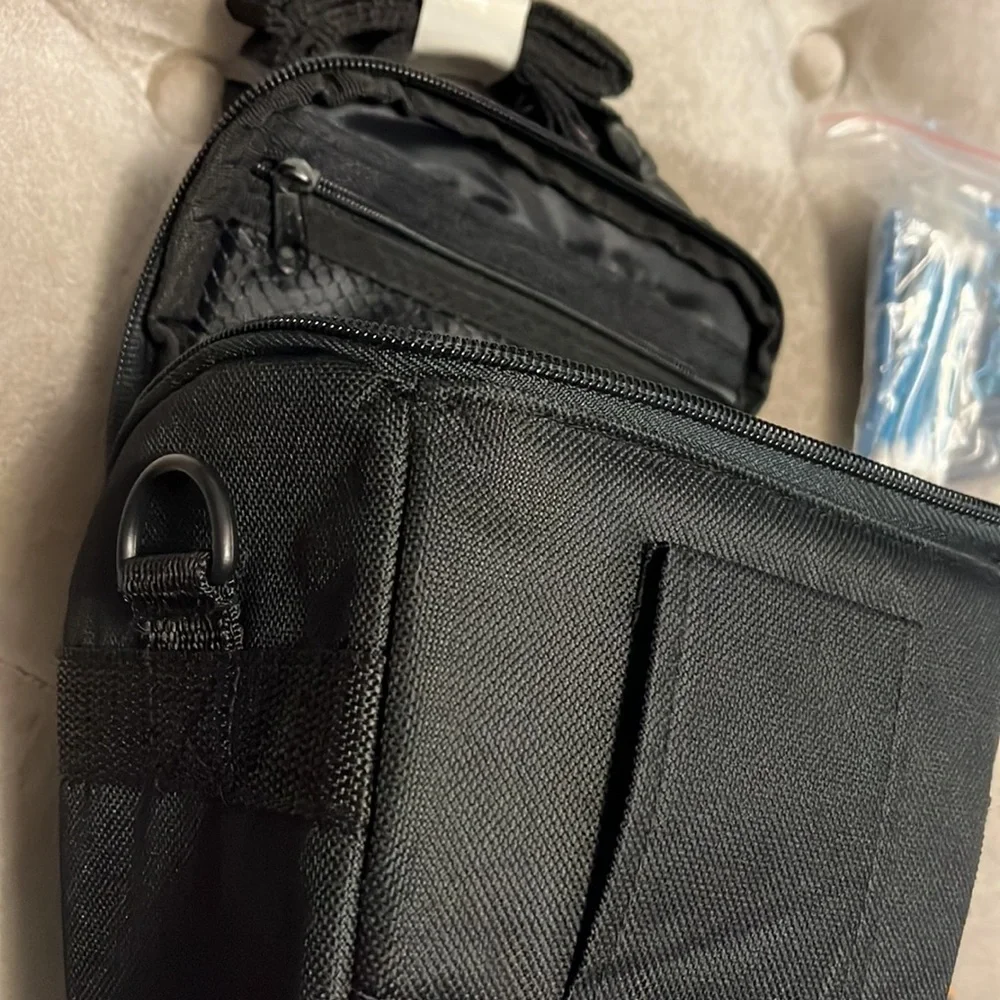 Zeikos 5 piece Digital camera bag, tripod and accessories, new